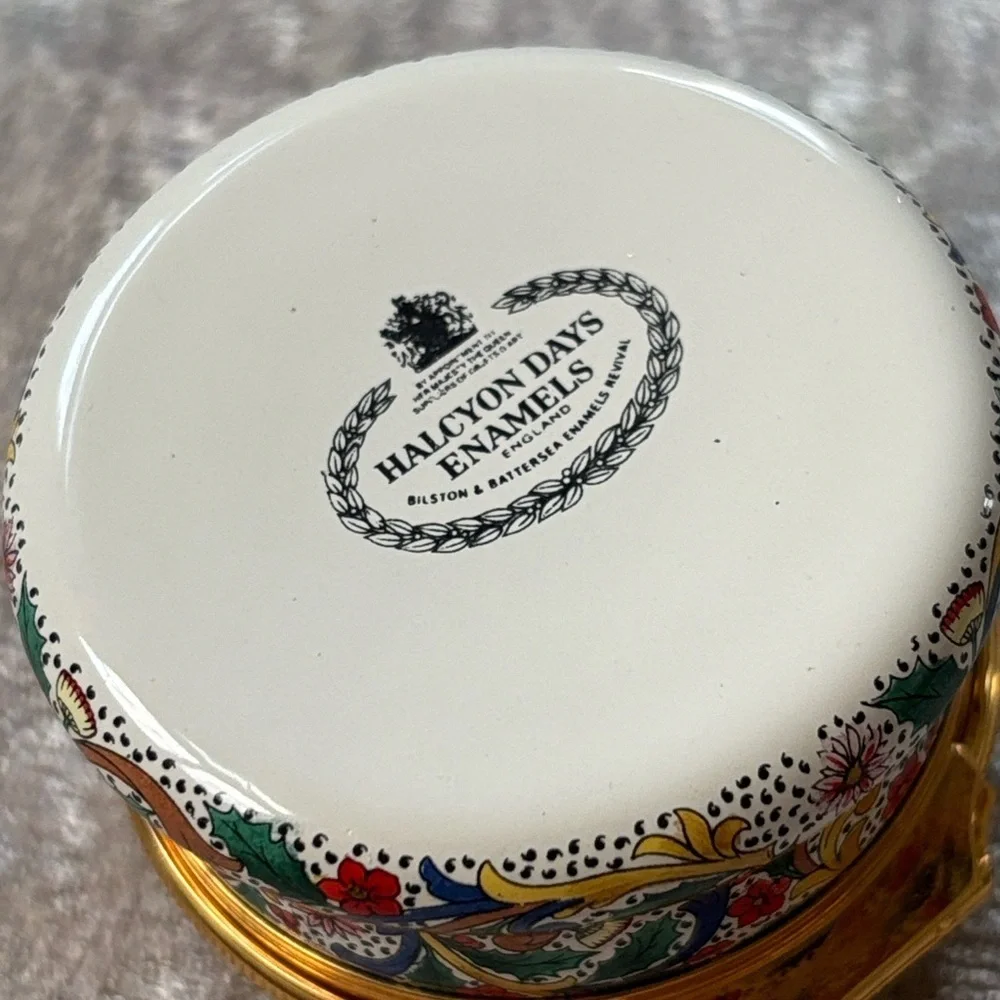 Halcyon Days Christmas 1992 Little Town of Bethlehem Enamel Box Copper Vintage